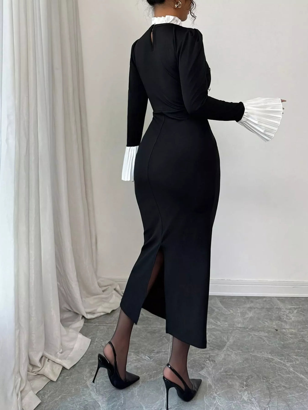 Two Tone Long Sleeve Midi Dress