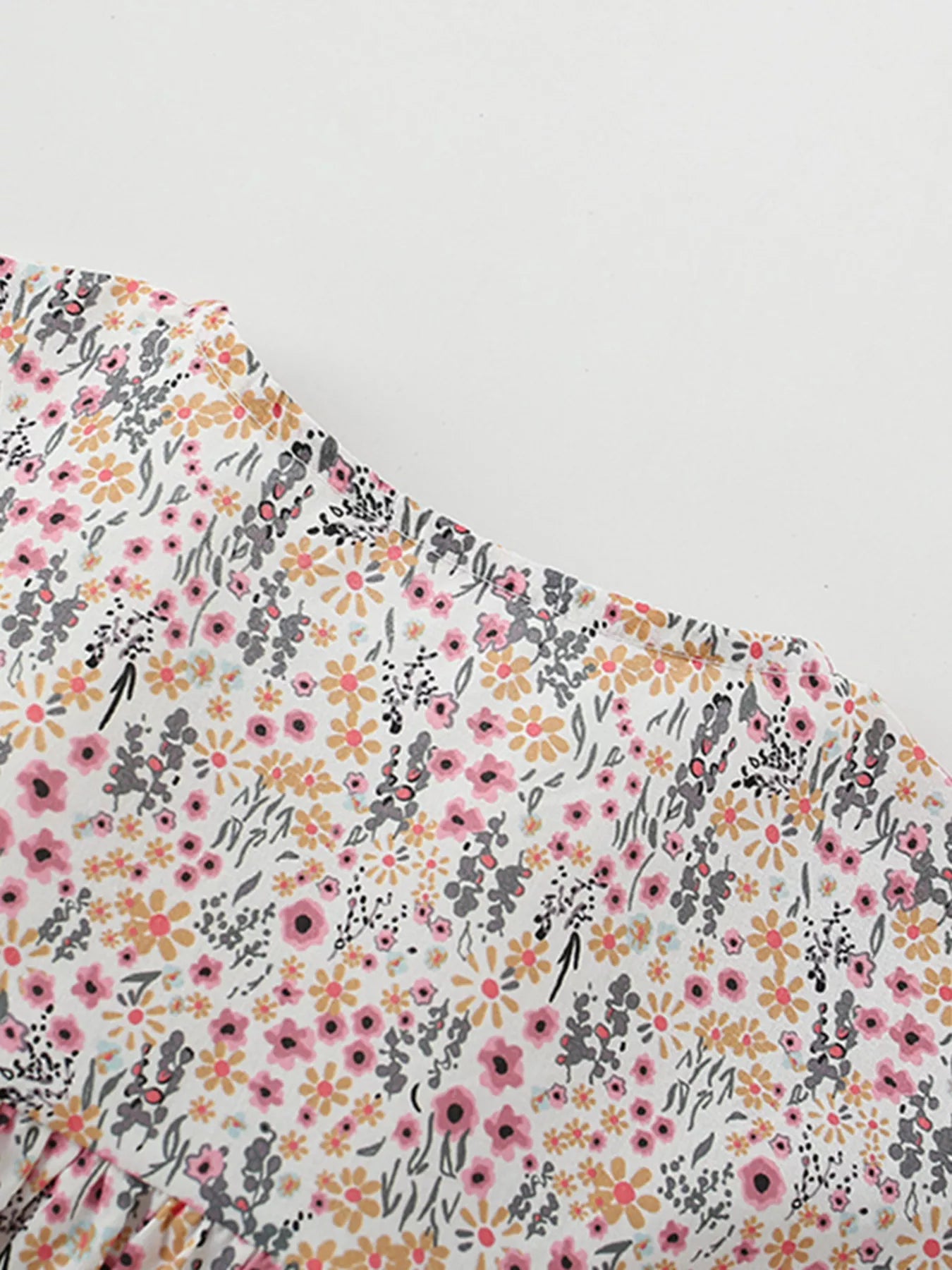 Children's Floral Print Button-Front Ruffle Sleeve Dress