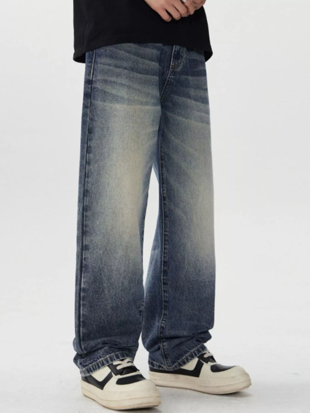 Men's Vintage Wash Wide Leg Jeans