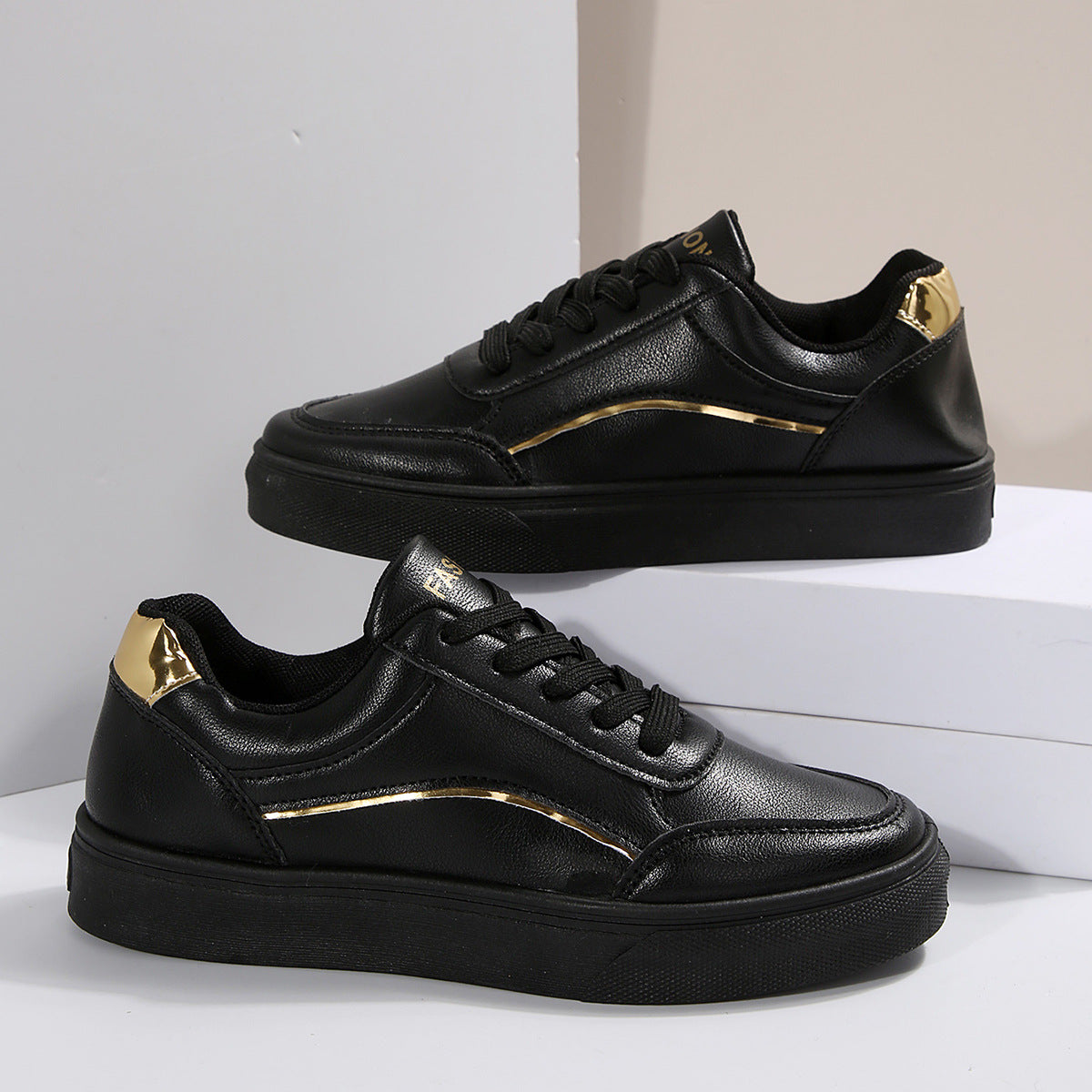 Lace Up Casual Sneakers