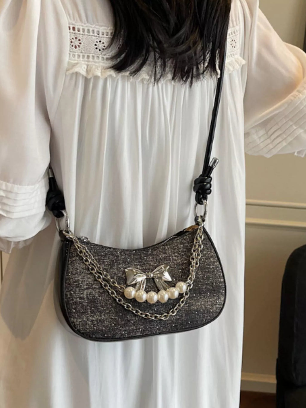 Bow Decor Chain Crossbody Bag
