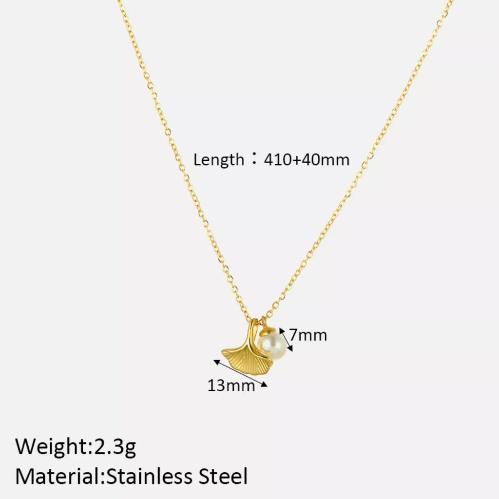 Pearl & Shell Pendant Necklace