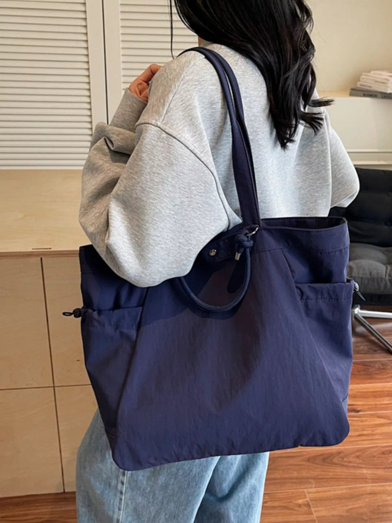 Nylon Lightweight Large Capacity Shoulder Bag