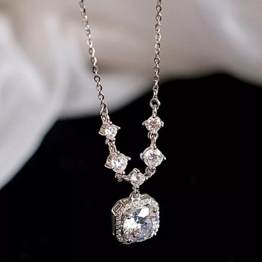 2 Carat Moissanite 925 Sterling Silver Pendant Necklace