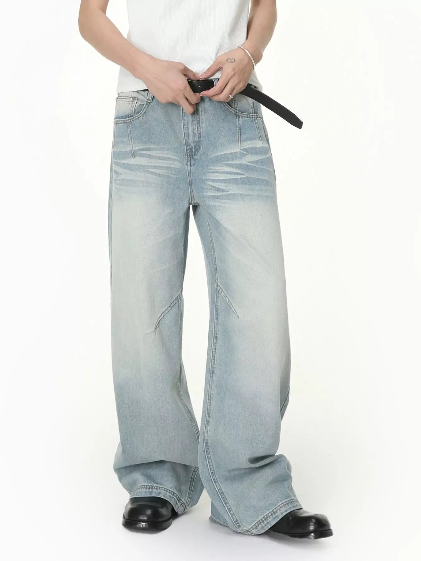 Men's Vintage Wash Wide Leg Jeans