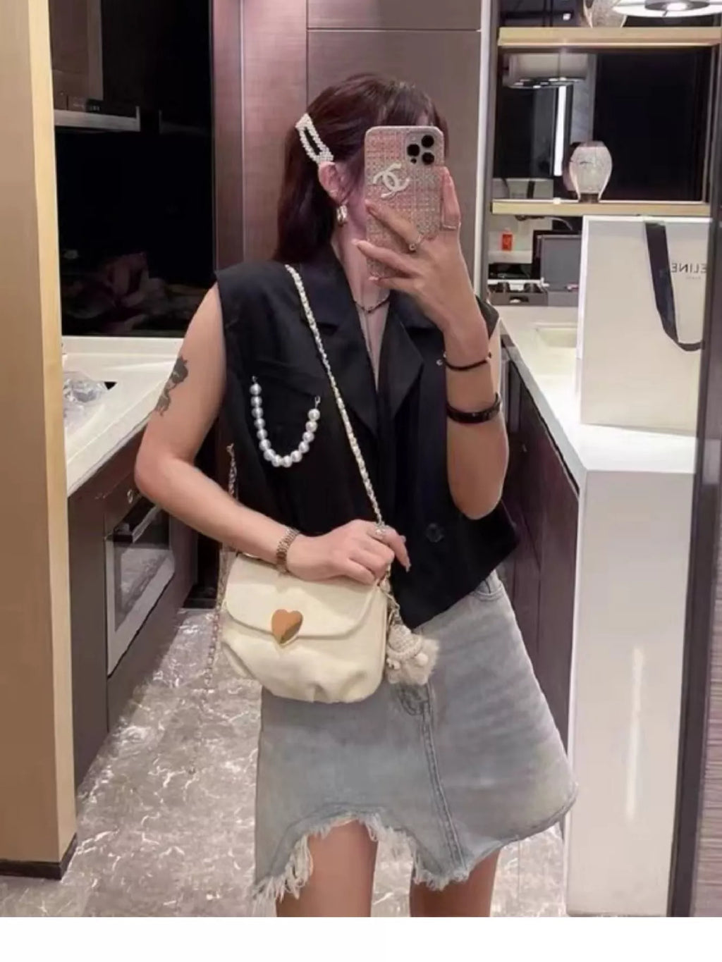 Heart Buckle Chain Crossbody Bag