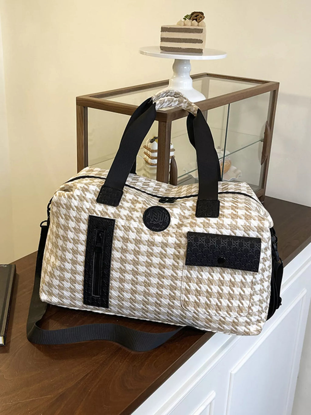 Houndstooth Patterned Travel Duffle Bag