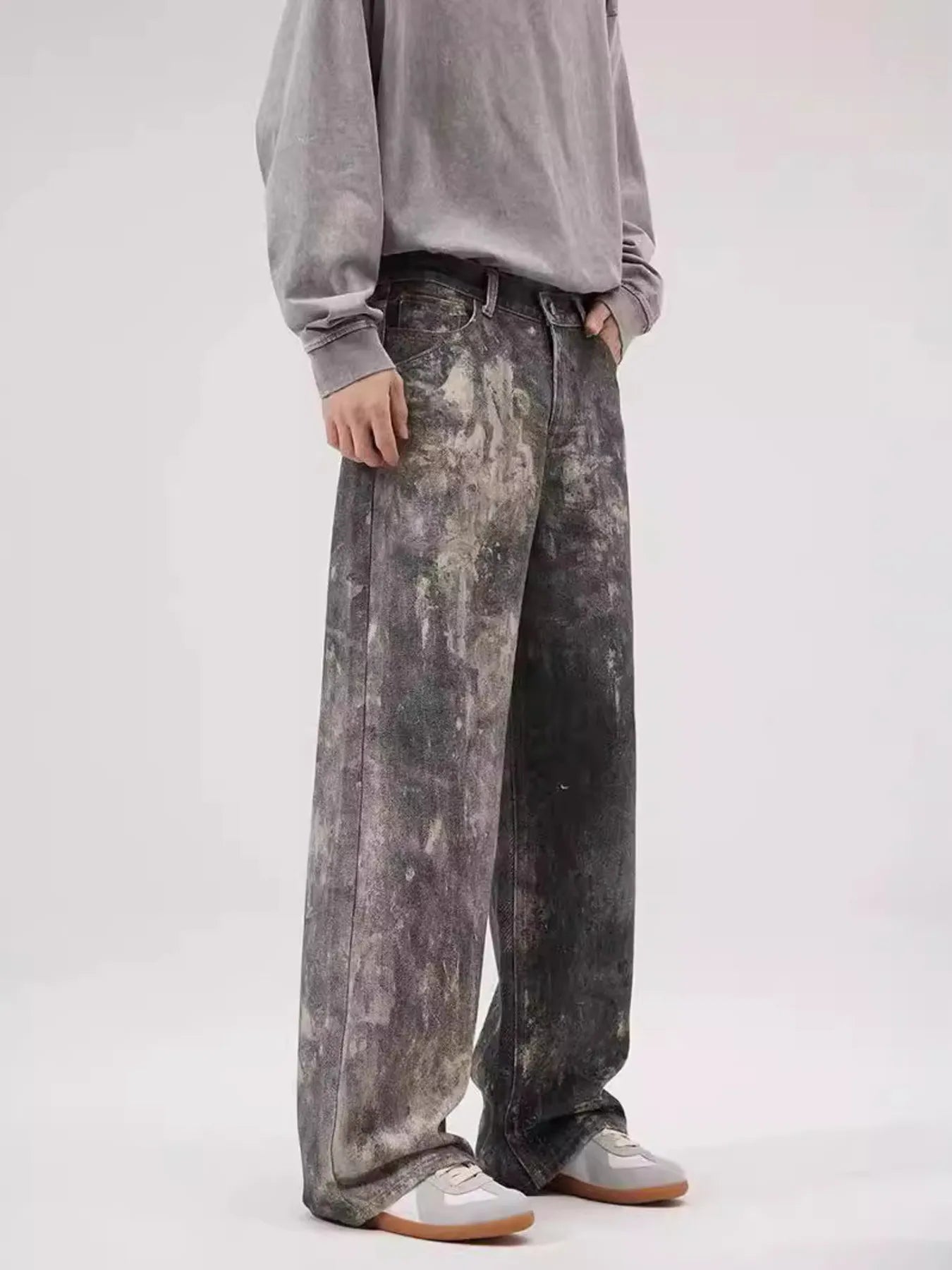 Men's Washed Wide-Leg Jeans