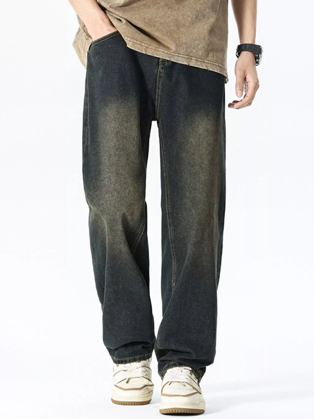 Men's Relaxed Fit Washed Jeans