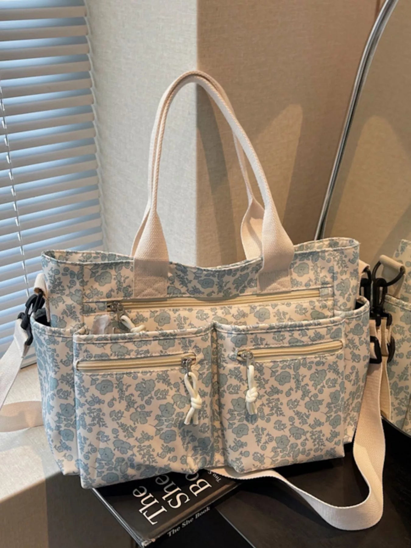 Floral Print Multi-Pocket Crossbody Bag