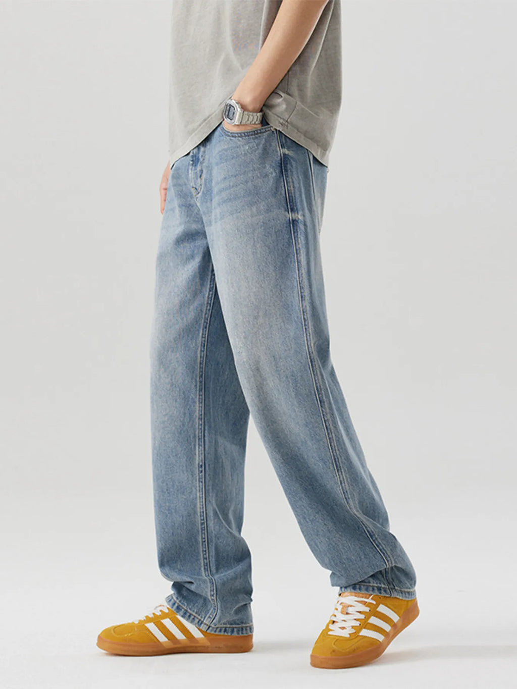 Men's Casual Loose Fit Wash Jeans