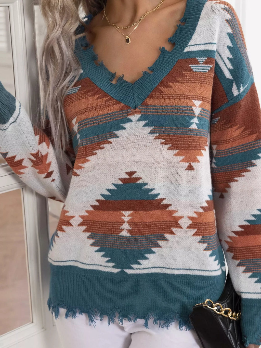 Geometric Frayed Hem V-Neck Long Sleeve Sweater