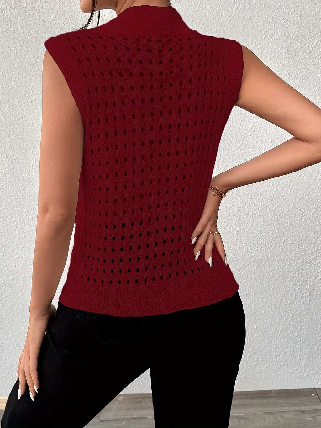 Hollow Out Round Neck Knit Tank