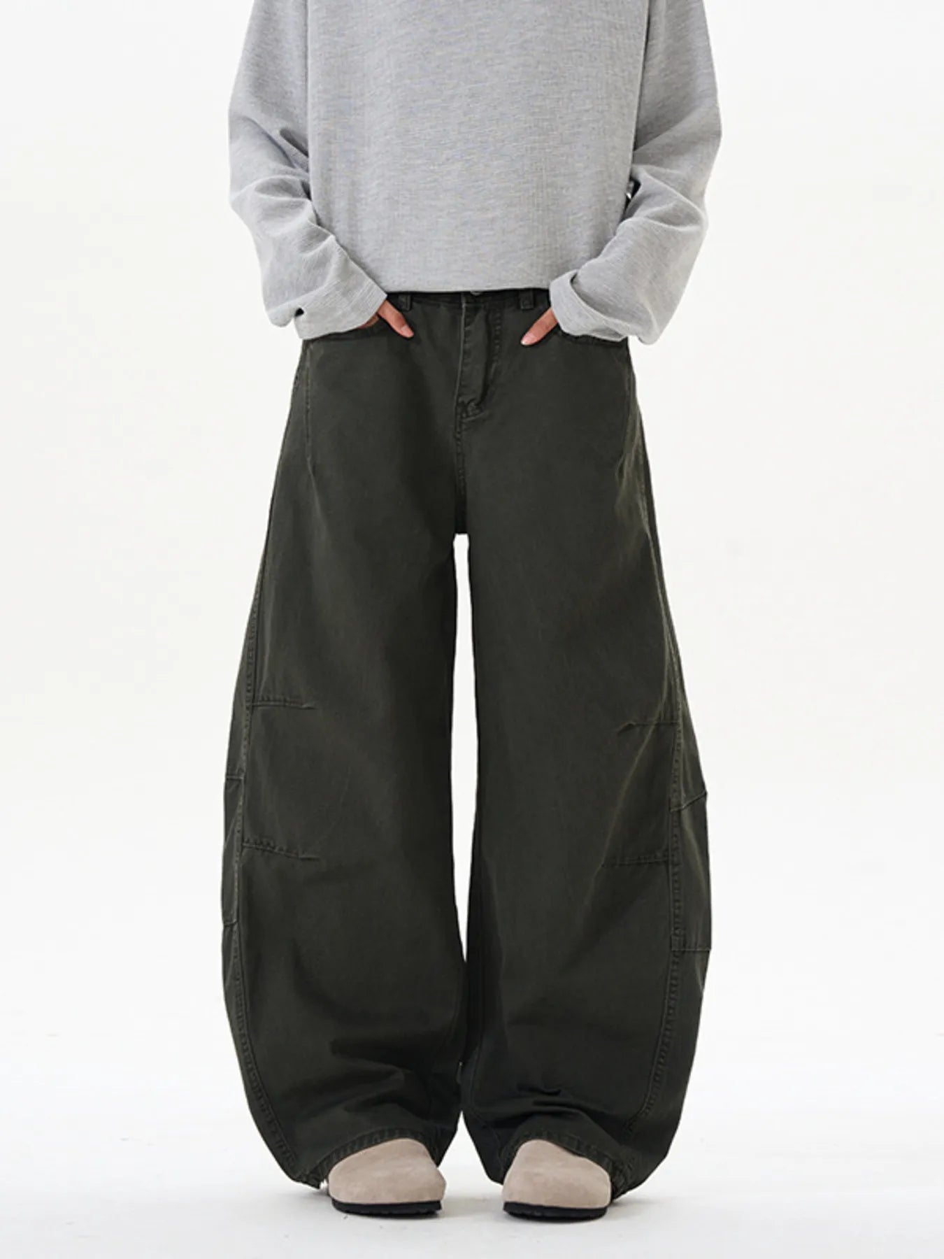 Men's Washed Wide Leg Curved Cargo Jeans