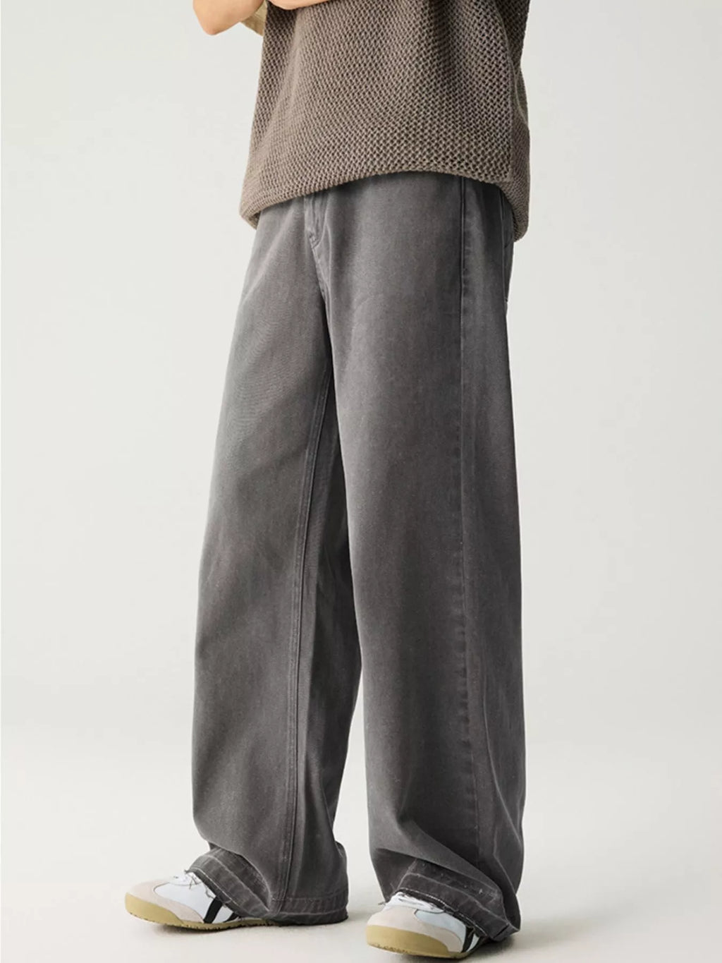 Men's Wash Relaxed Fit Wide Leg Jeans