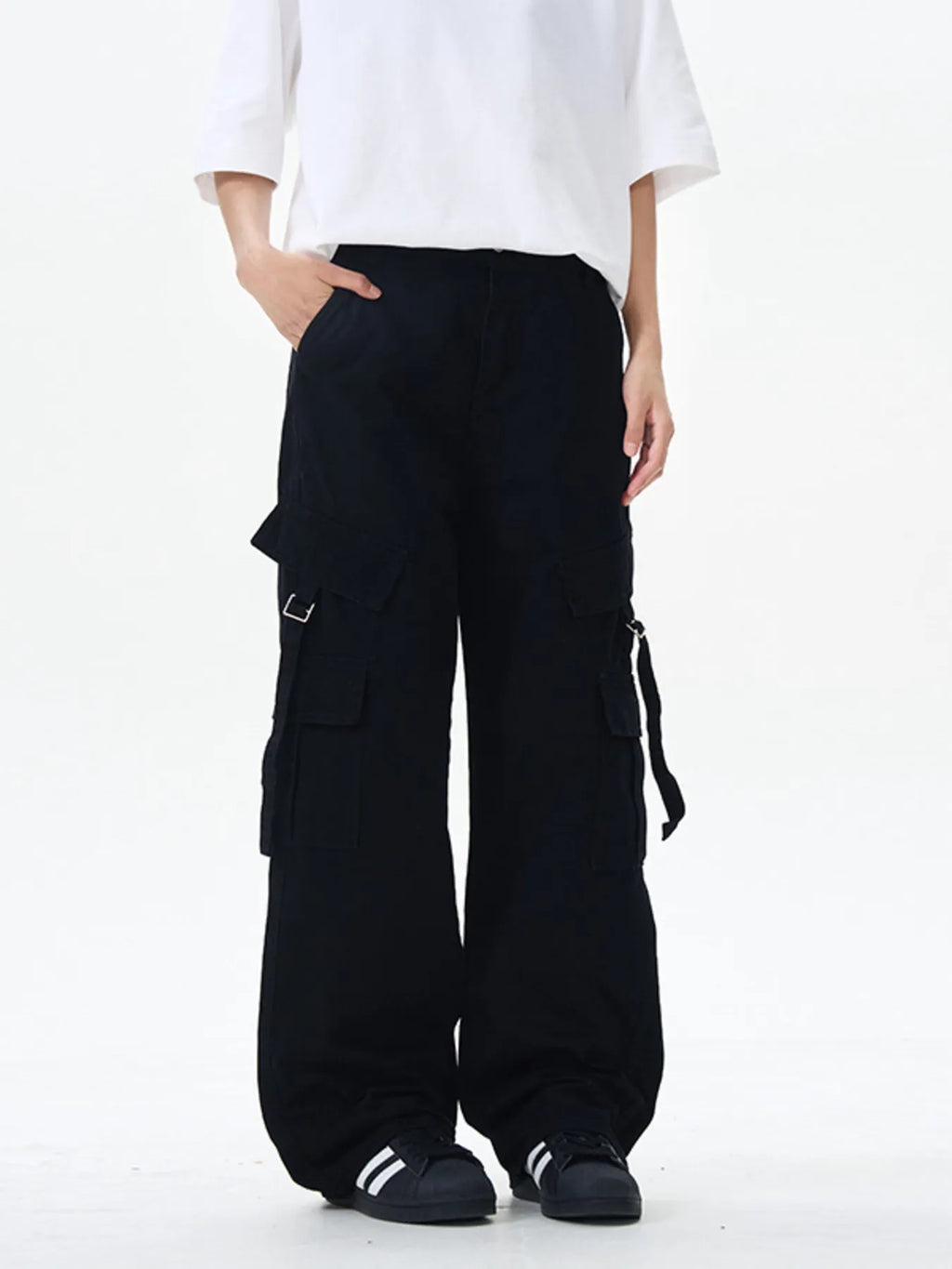 Men's Wide Leg Cargo Pants