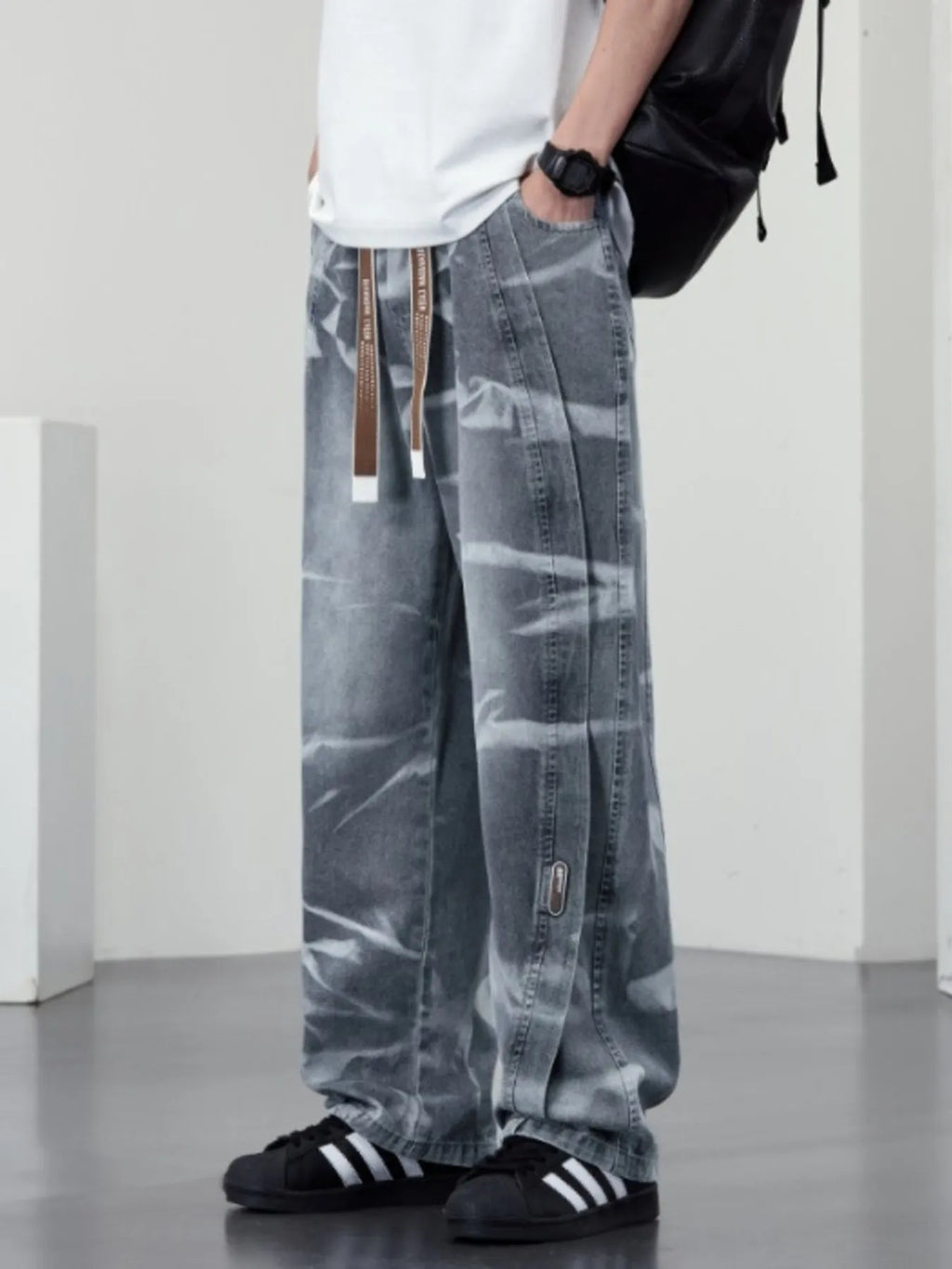 Men's Plus Size Washed Wide-Leg Jeans