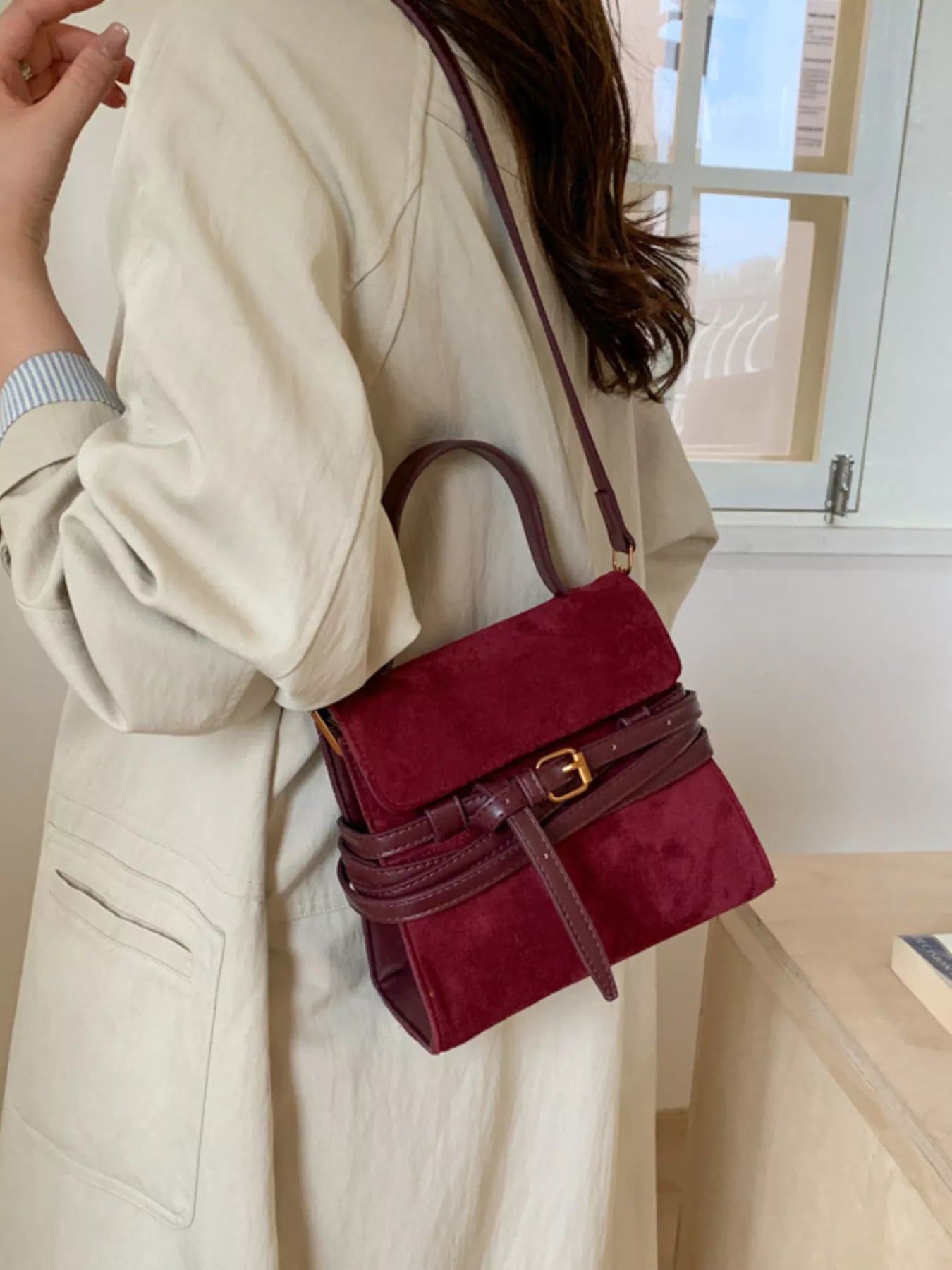 Suede Buckle Decor Crossbody Bag