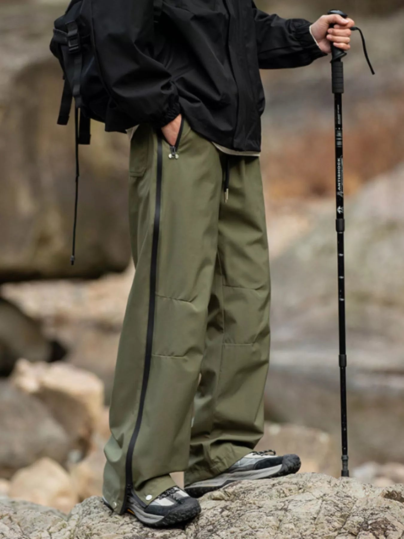 Men's Outdoor Tactical Cargo Pants with Multiple Pockets