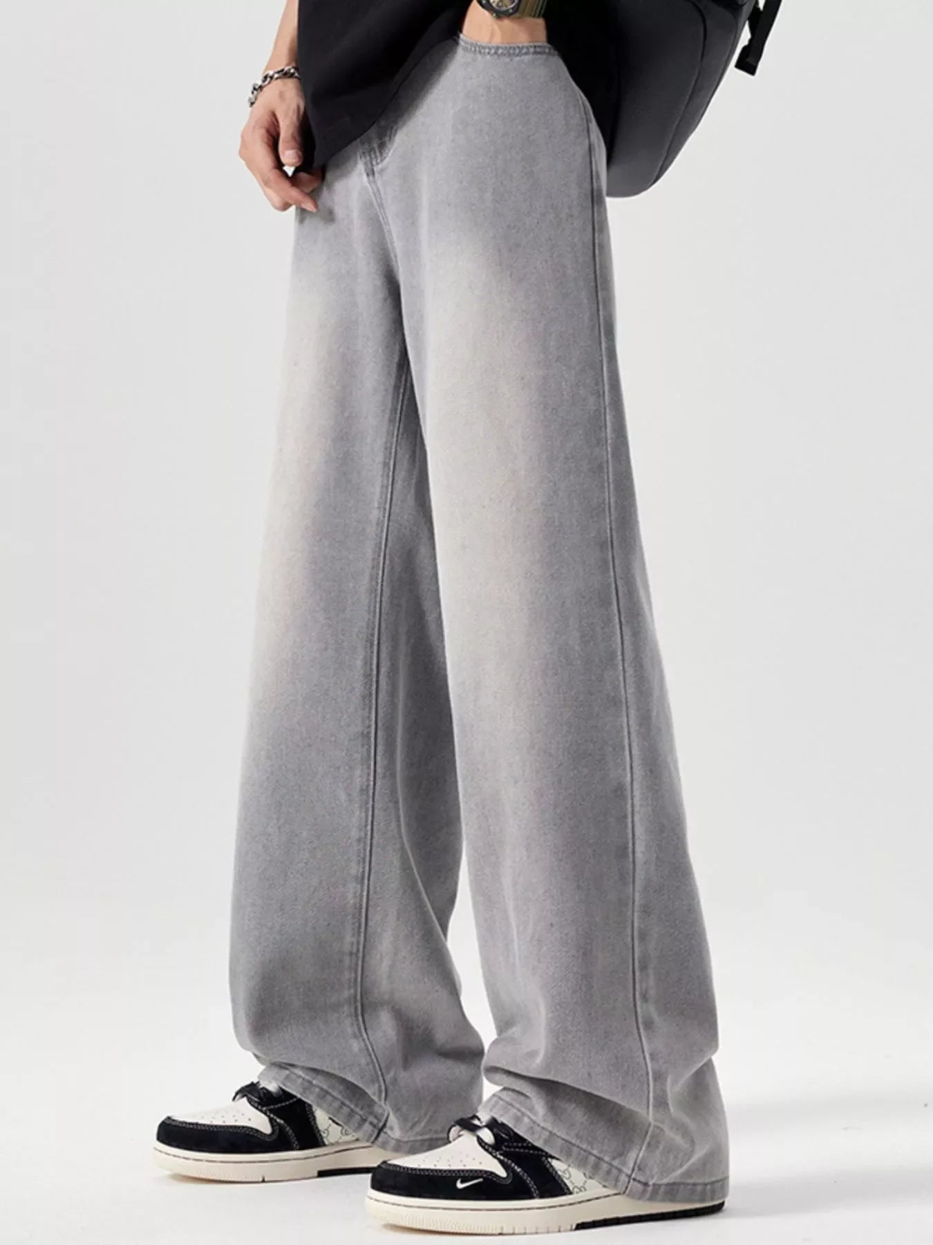 Men's Vintage Wash Wide Leg Jeans