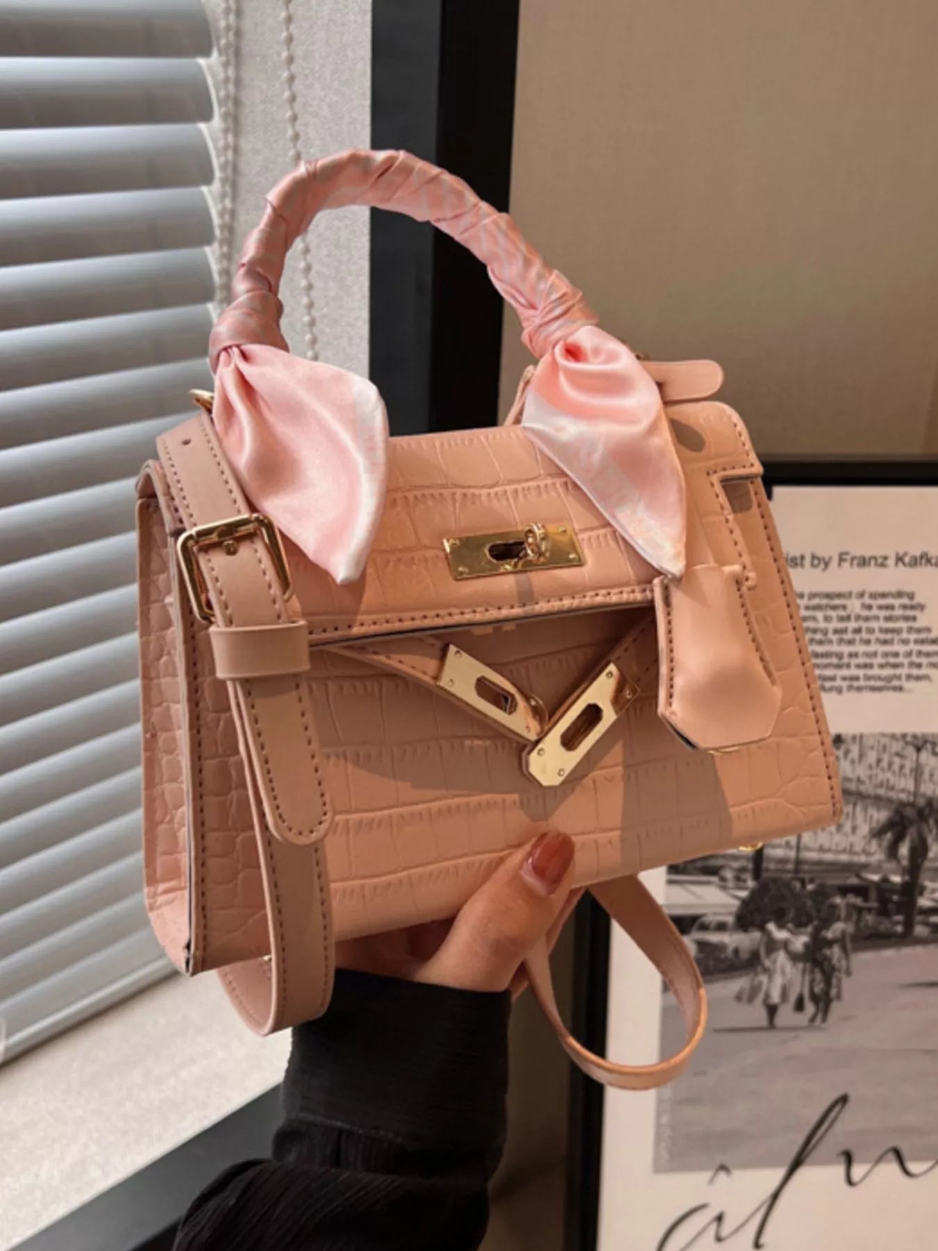 Alligator Pattern Crossbody Bag