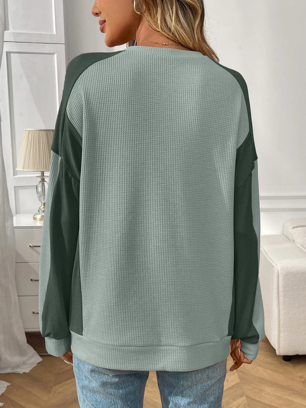 Color Block Long Sleeve Sweatshirt
