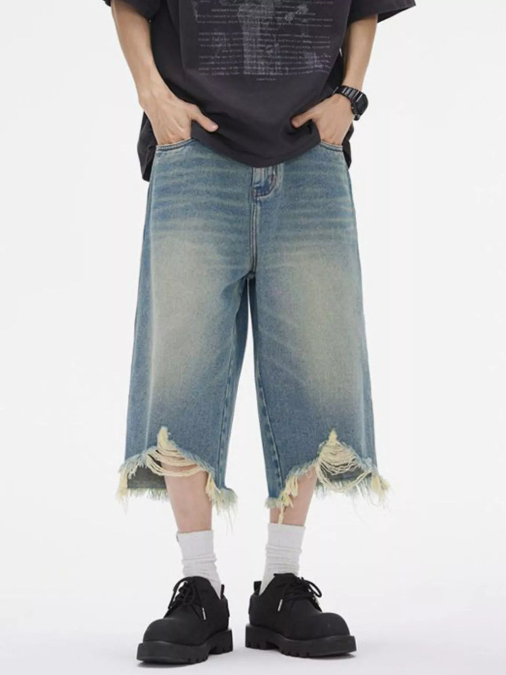 Men's Distressed Wide Leg Denim Shorts