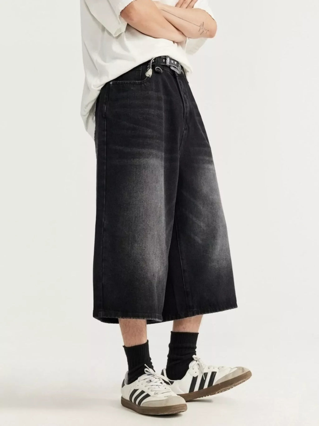 Men's Washed Wide Leg Demin Shorts