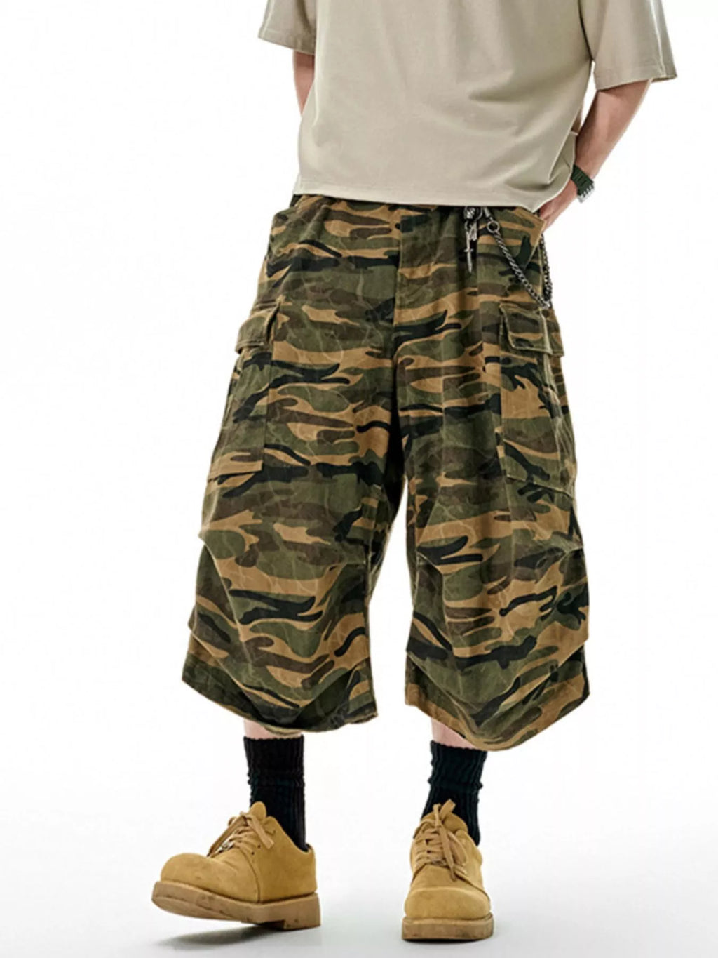 Men's Camo Cargo Culottes Shorts