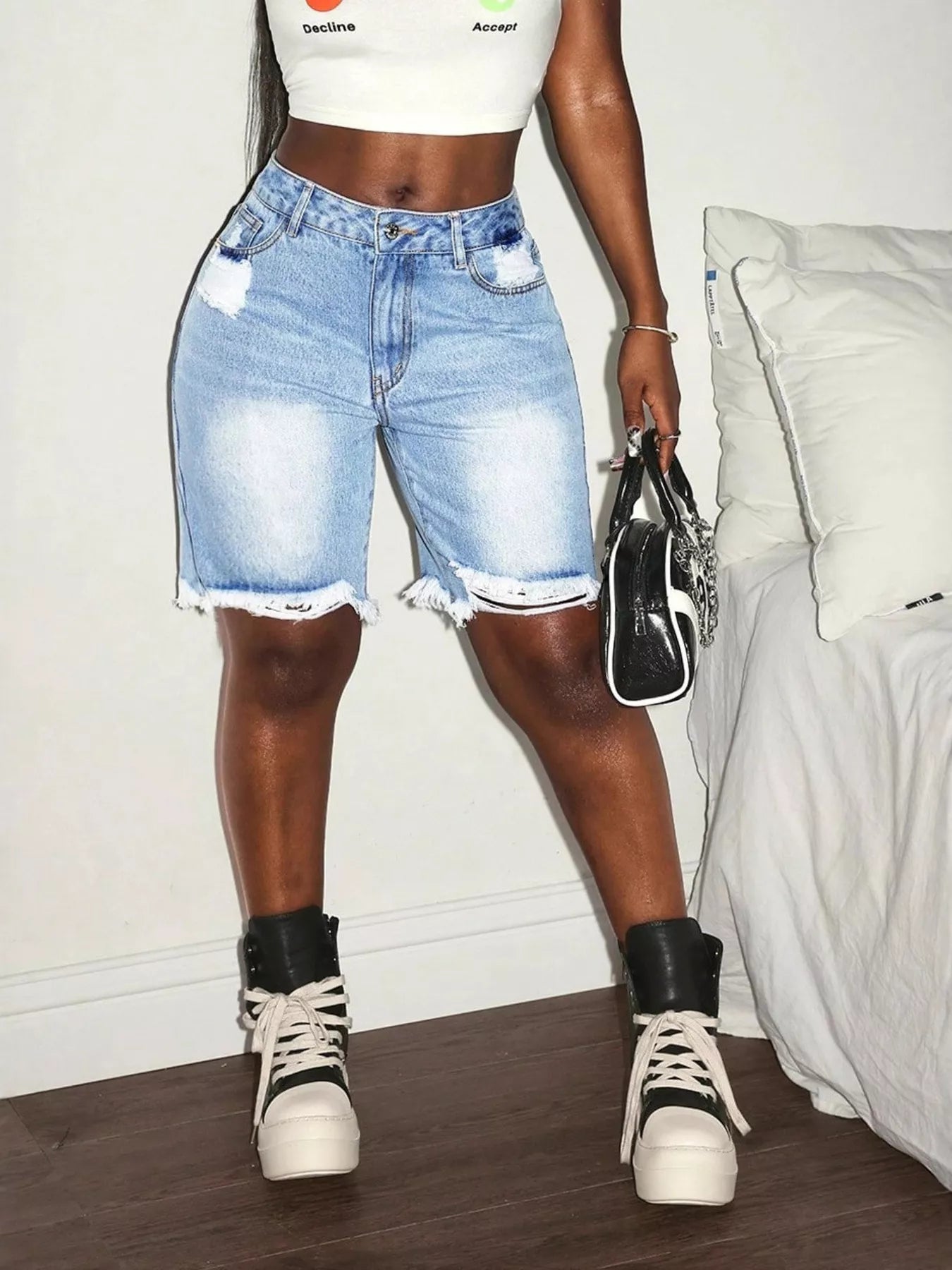 Distressed High Waist Frayed Hem Denim Shorts
