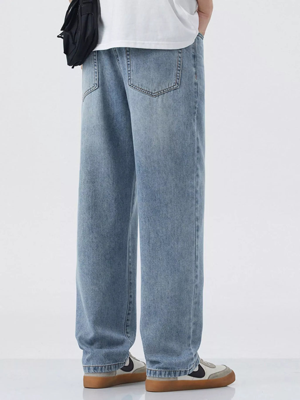 Men's Wide Leg Relaxed Fit Jeans