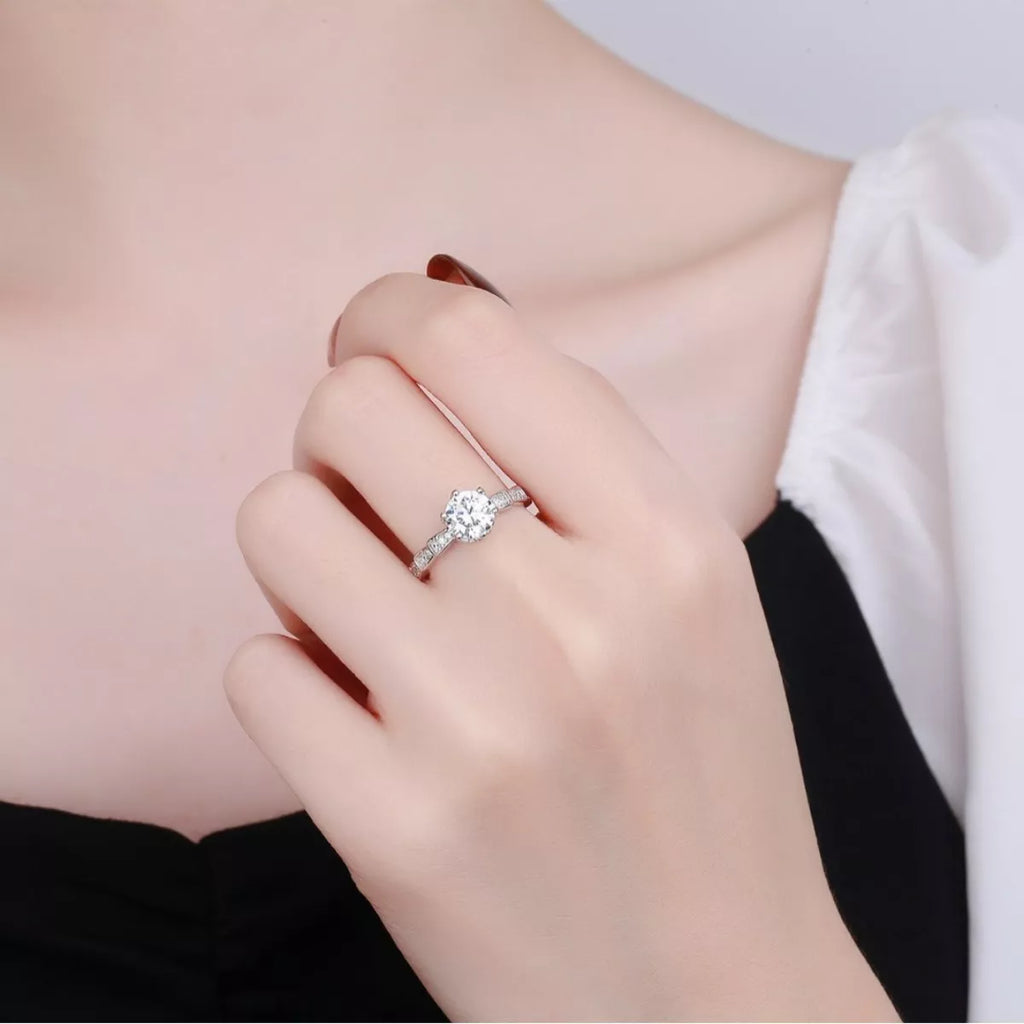 1 Carat Moissanite 925 Sterling Silver Ring