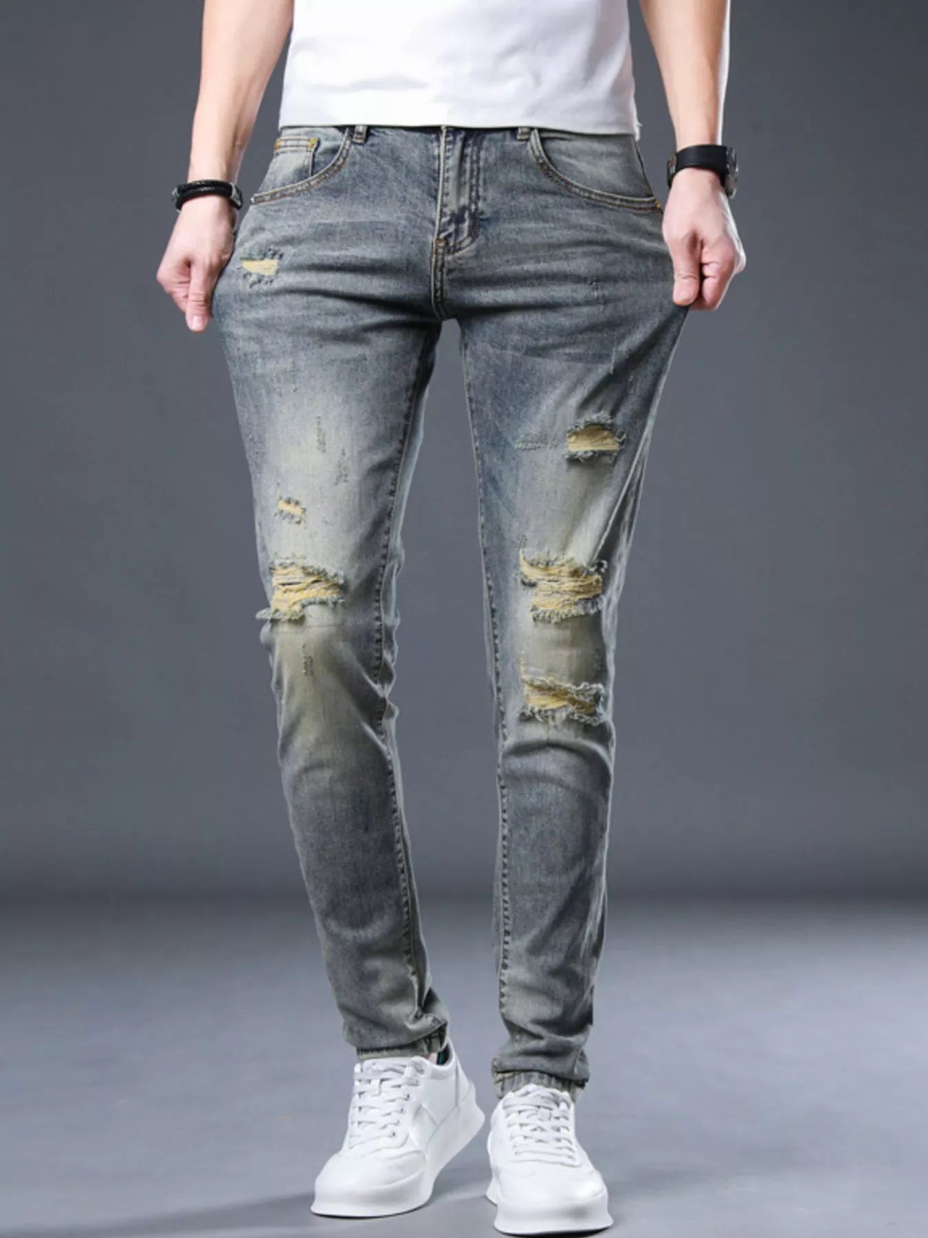 Men's Distressed Slim Fit Jeans