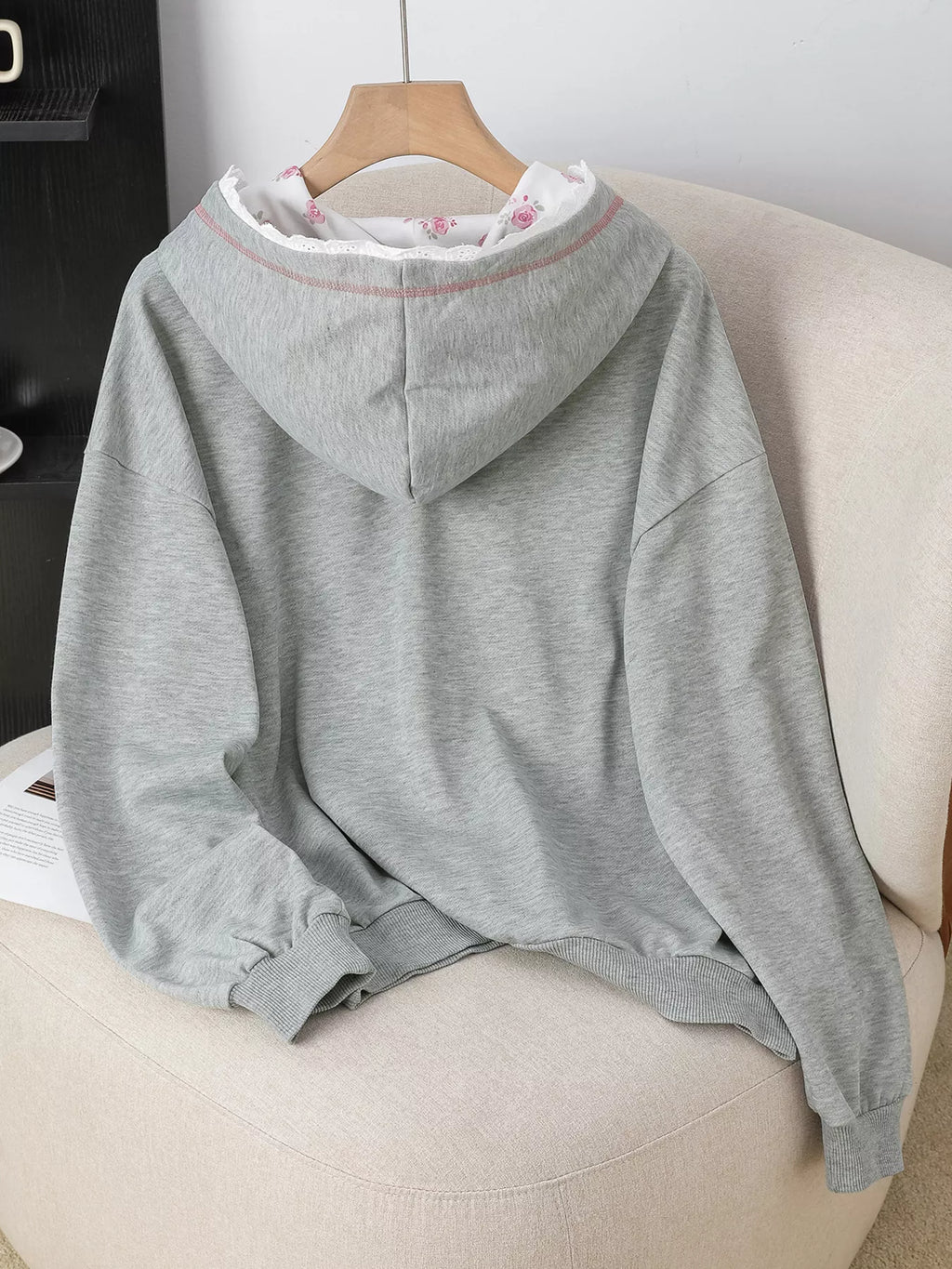 Bow Embroidered Long Sleeve Hoodie