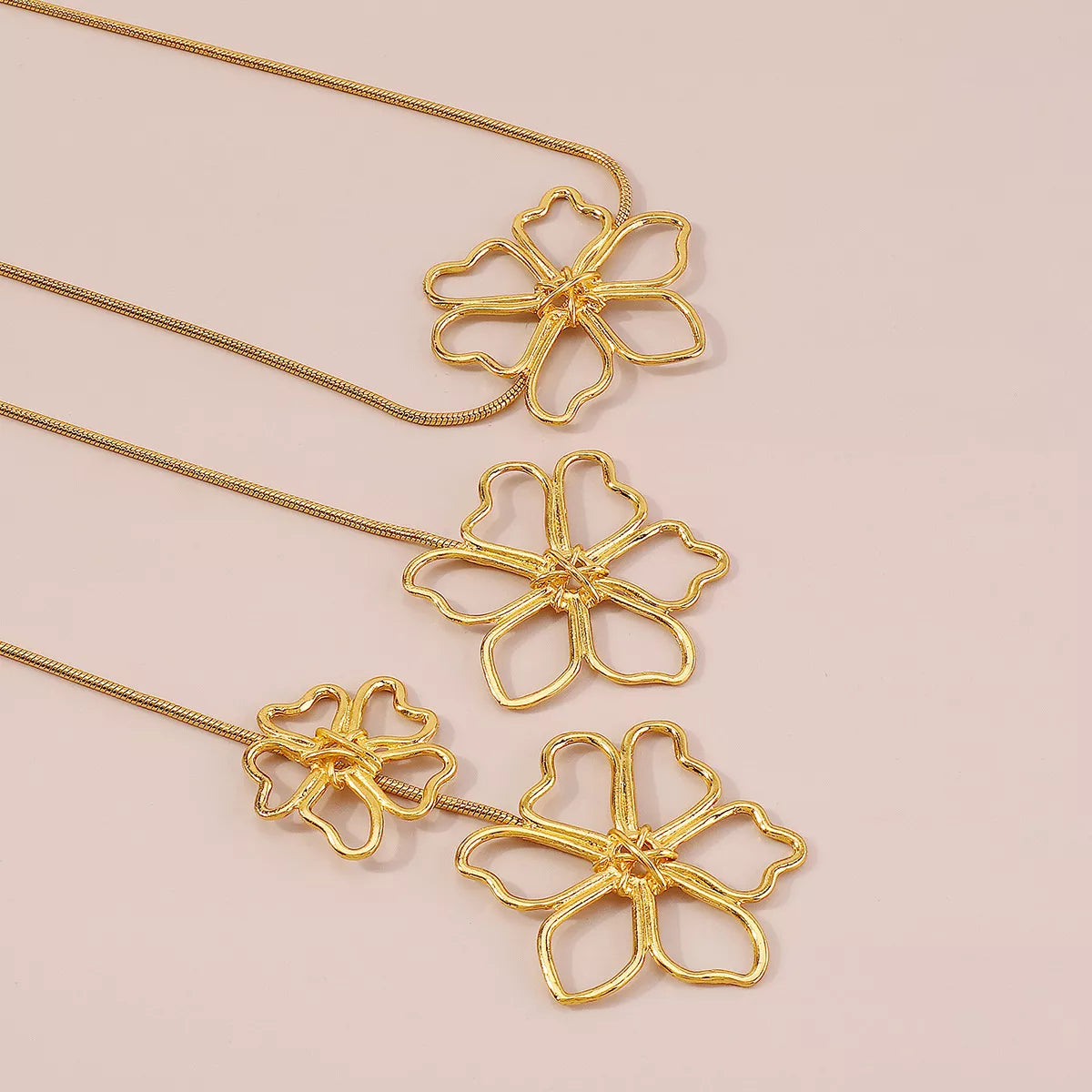 18K Gold-Plated Alloy Flower Necklace