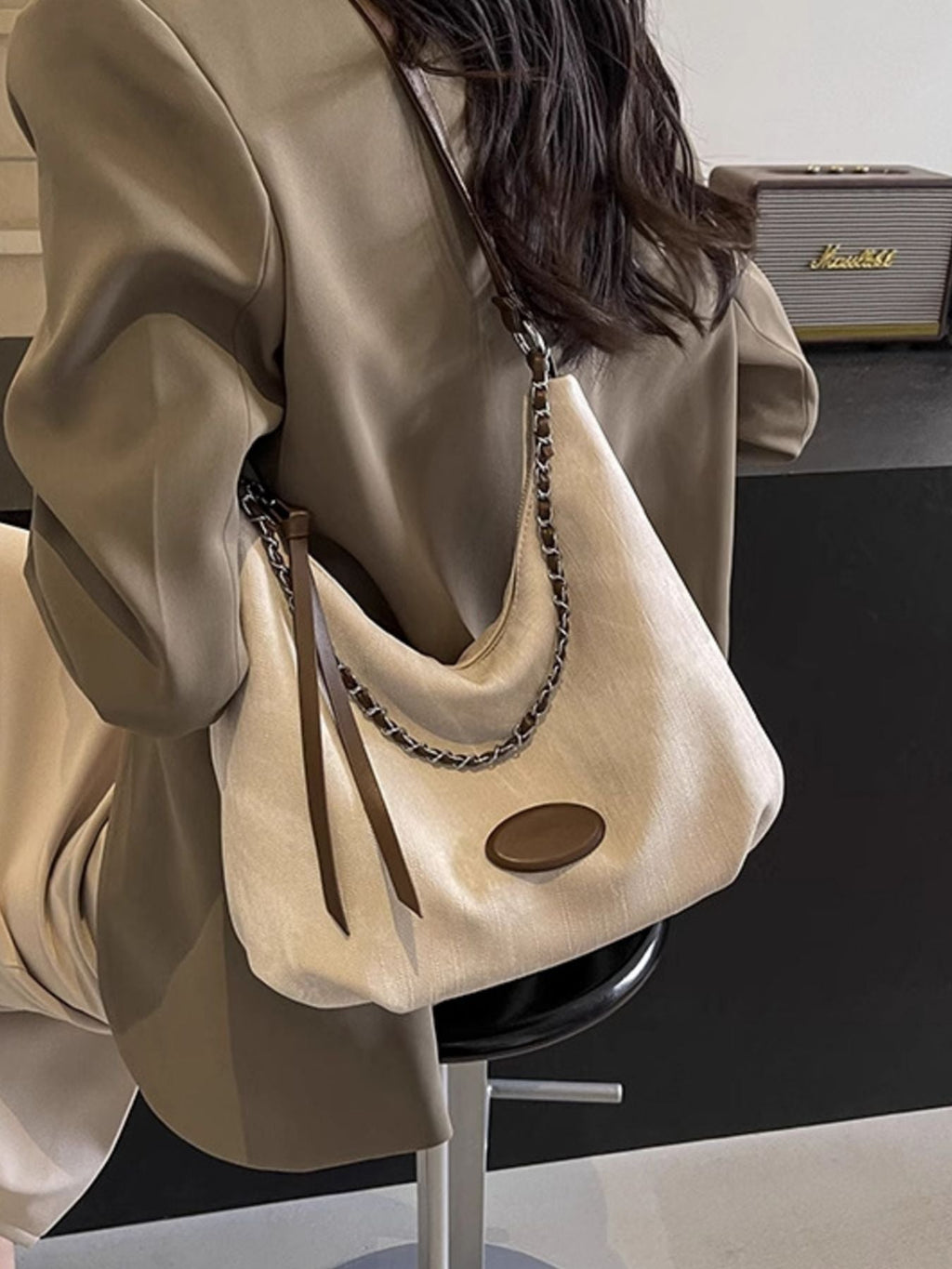 Chain Decor Casual Shoulder Bag