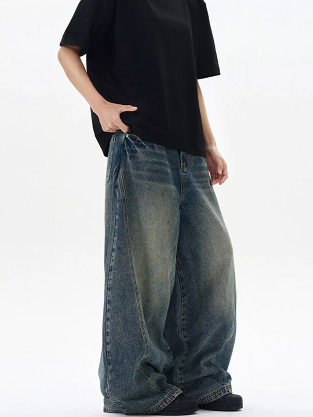 Men's Vintage Wash Wide Leg Jeans