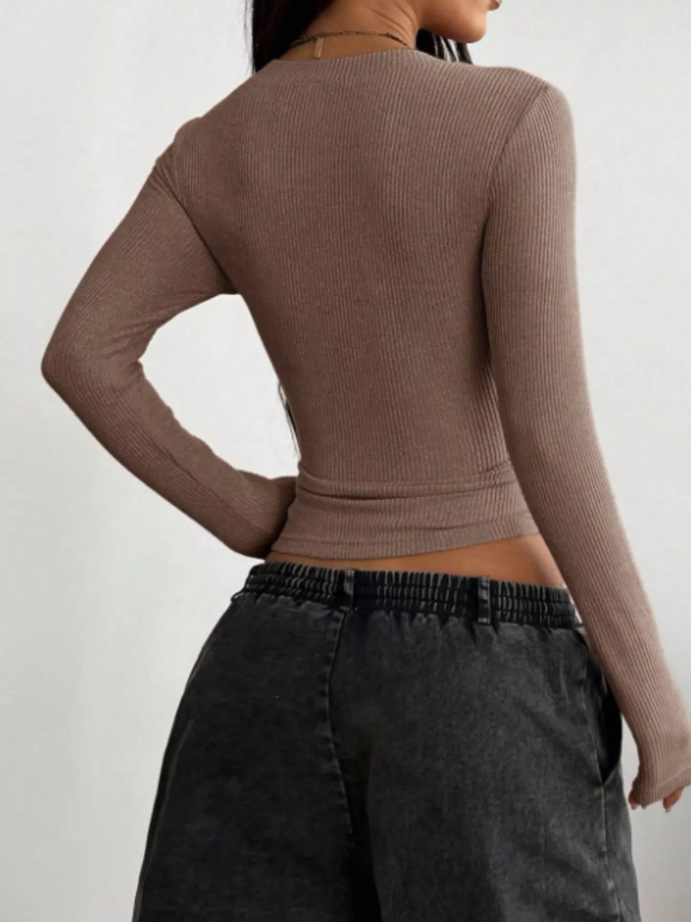 Ribbed Knit Long Sleeve V-Neck Top