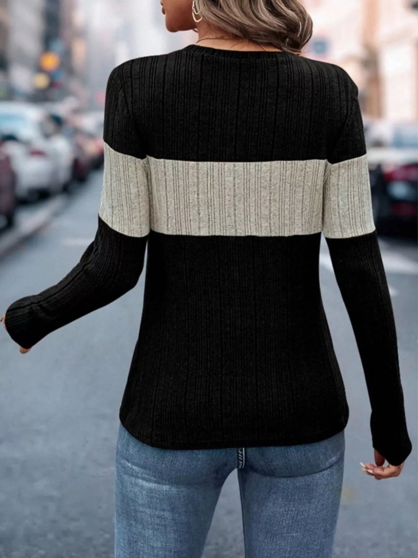 Color Block Round Neck T-Shirt