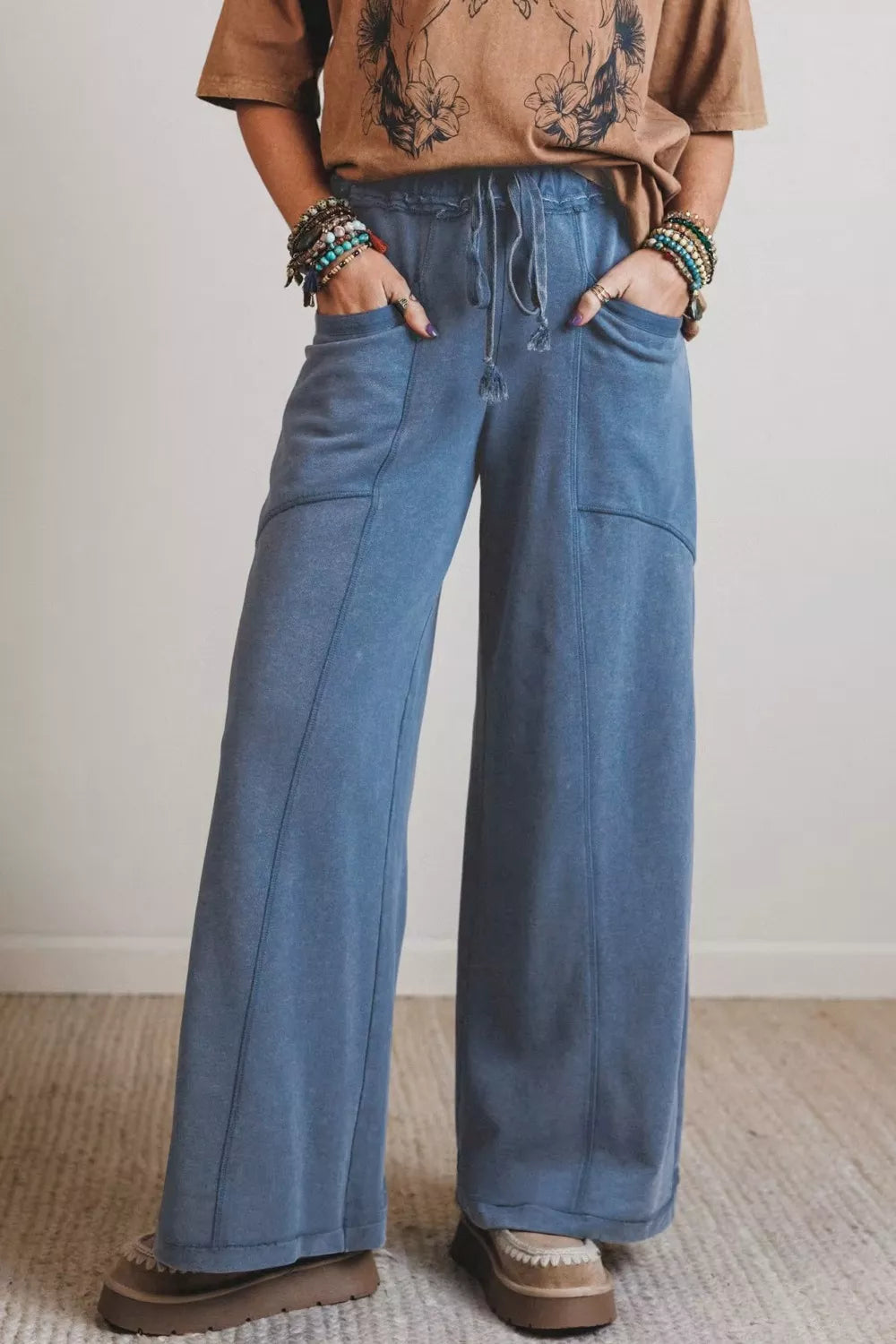 Relaxed Fit Drawstring Jeans