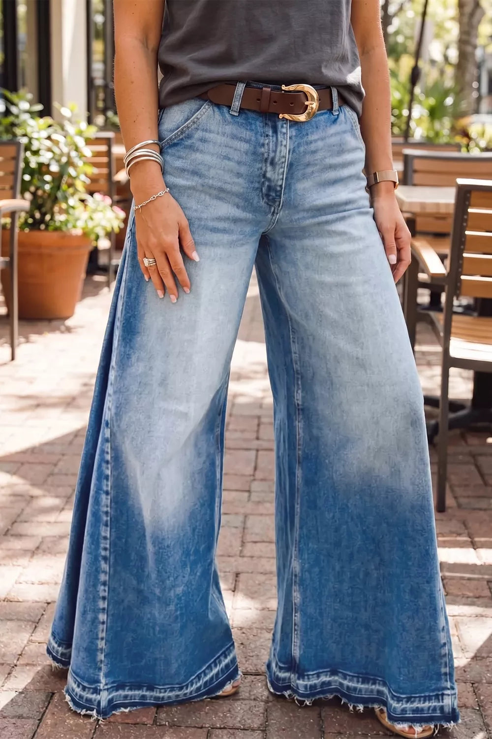 Side Seam Gathering Flare Leg Jeans