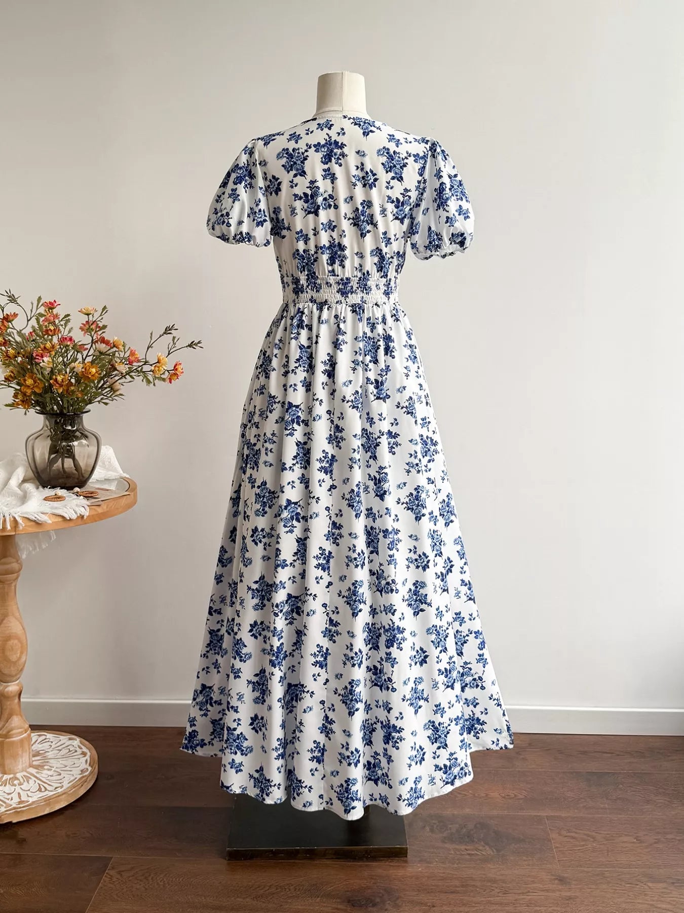 Floral Print V-Neck Puff Sleeve Dress