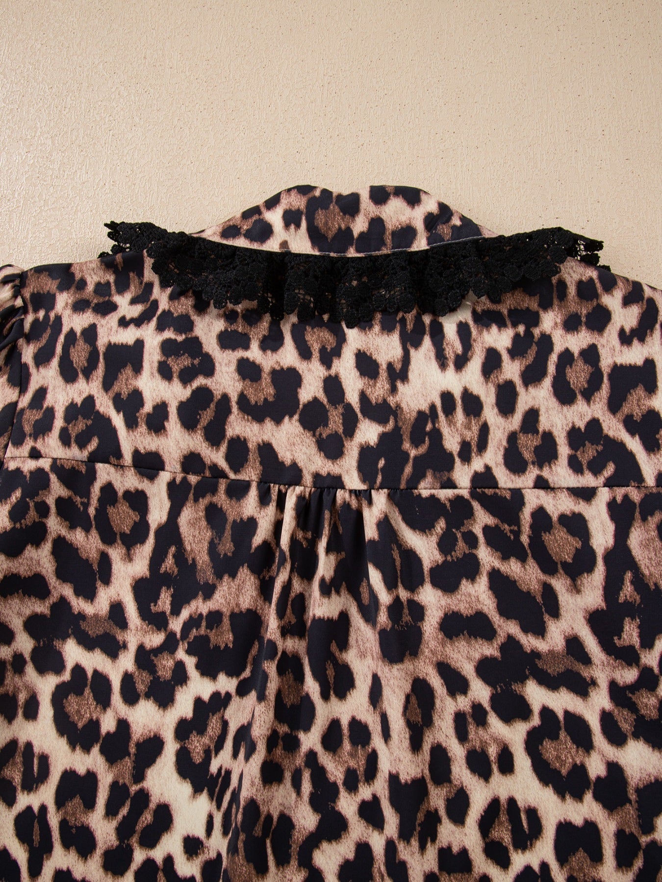Leopard Print Lace Trim Short Sleeve Shirt