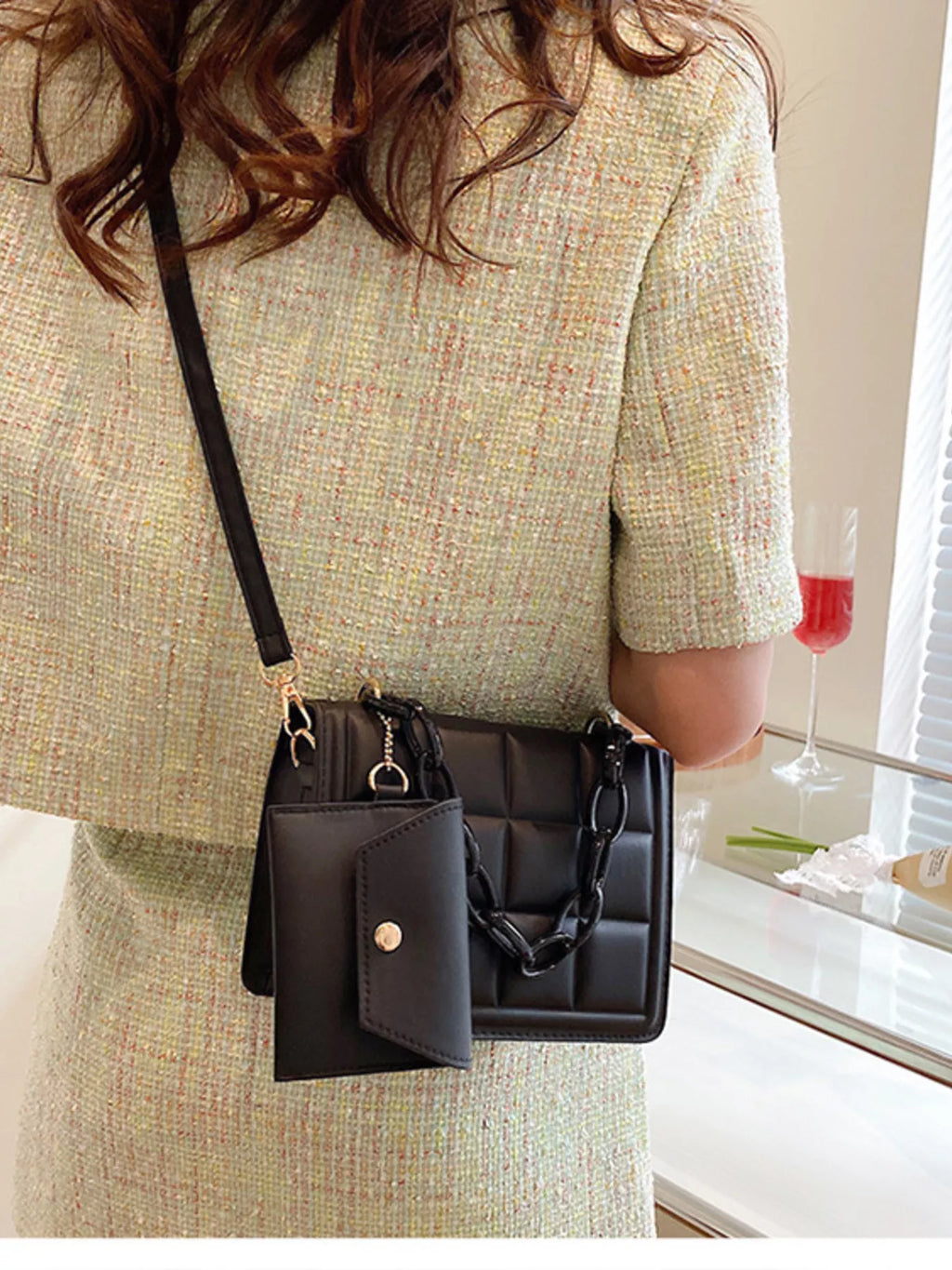 Quilted Chain Strap Crossbody Bag