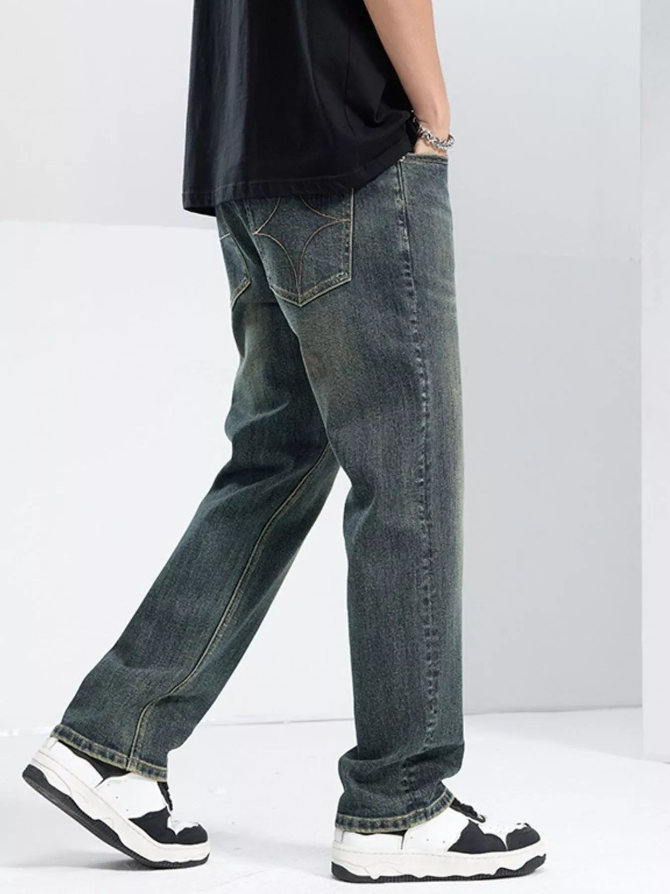 Men's Washed Wide Leg Jeans