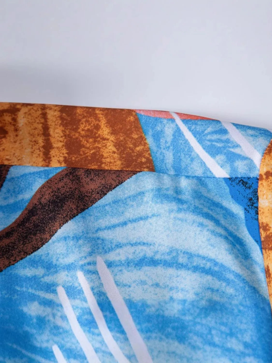Men's Tropical Print Short Sleeve Button-Up Shirt