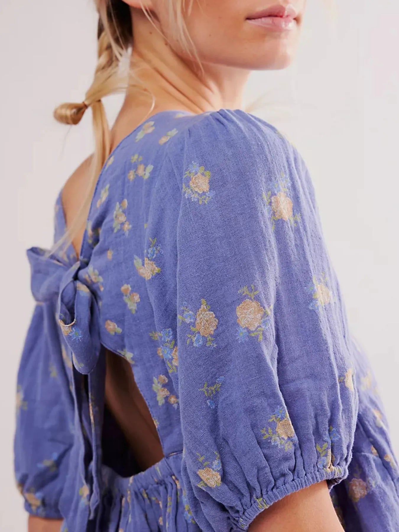 Bow Back Puff Sleeve Blouse