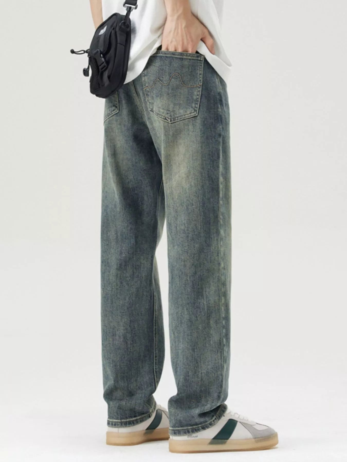 Men's Wide Leg Jeans