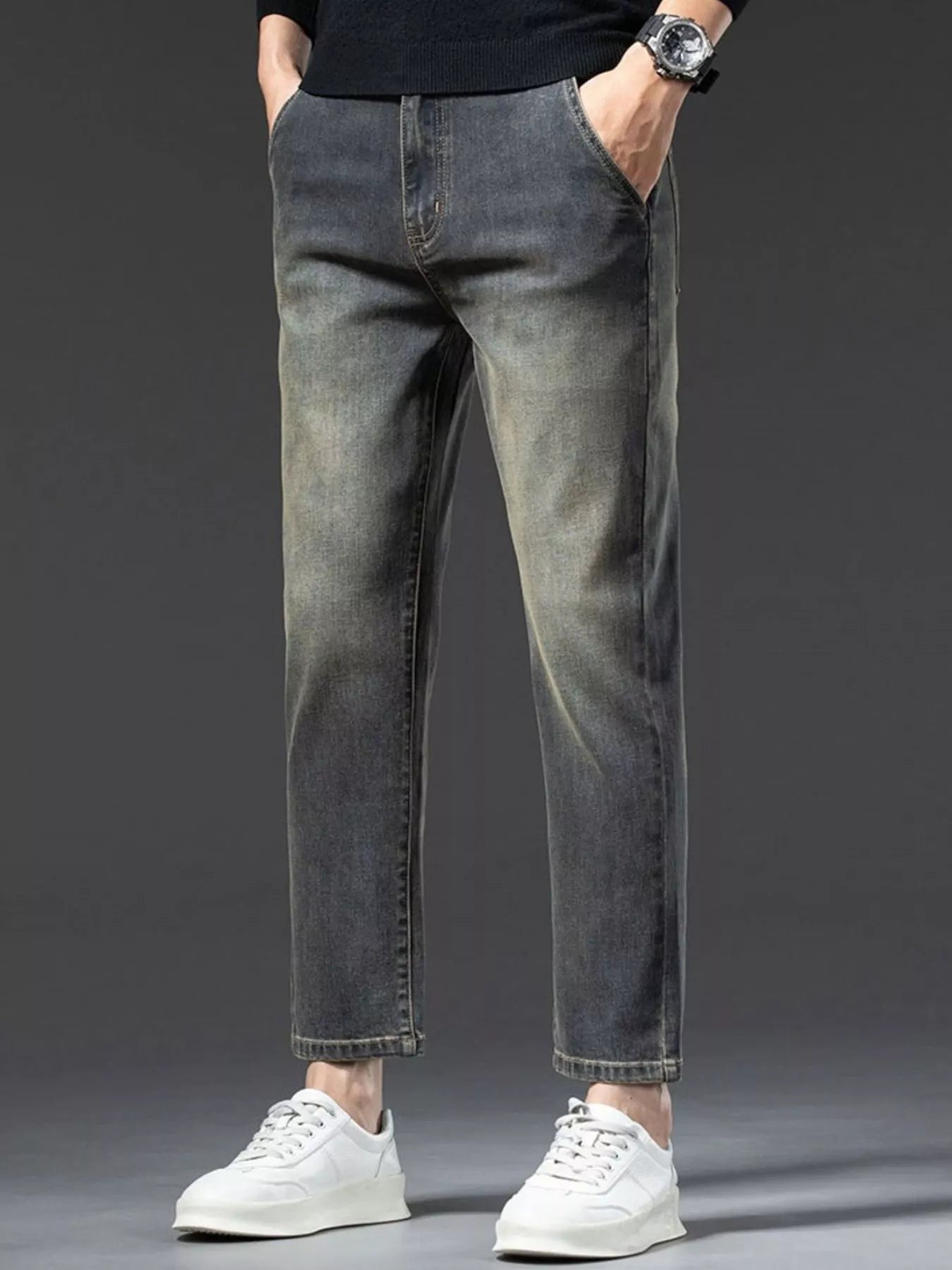 Men's Straight Leg Vintage Wash Jeans