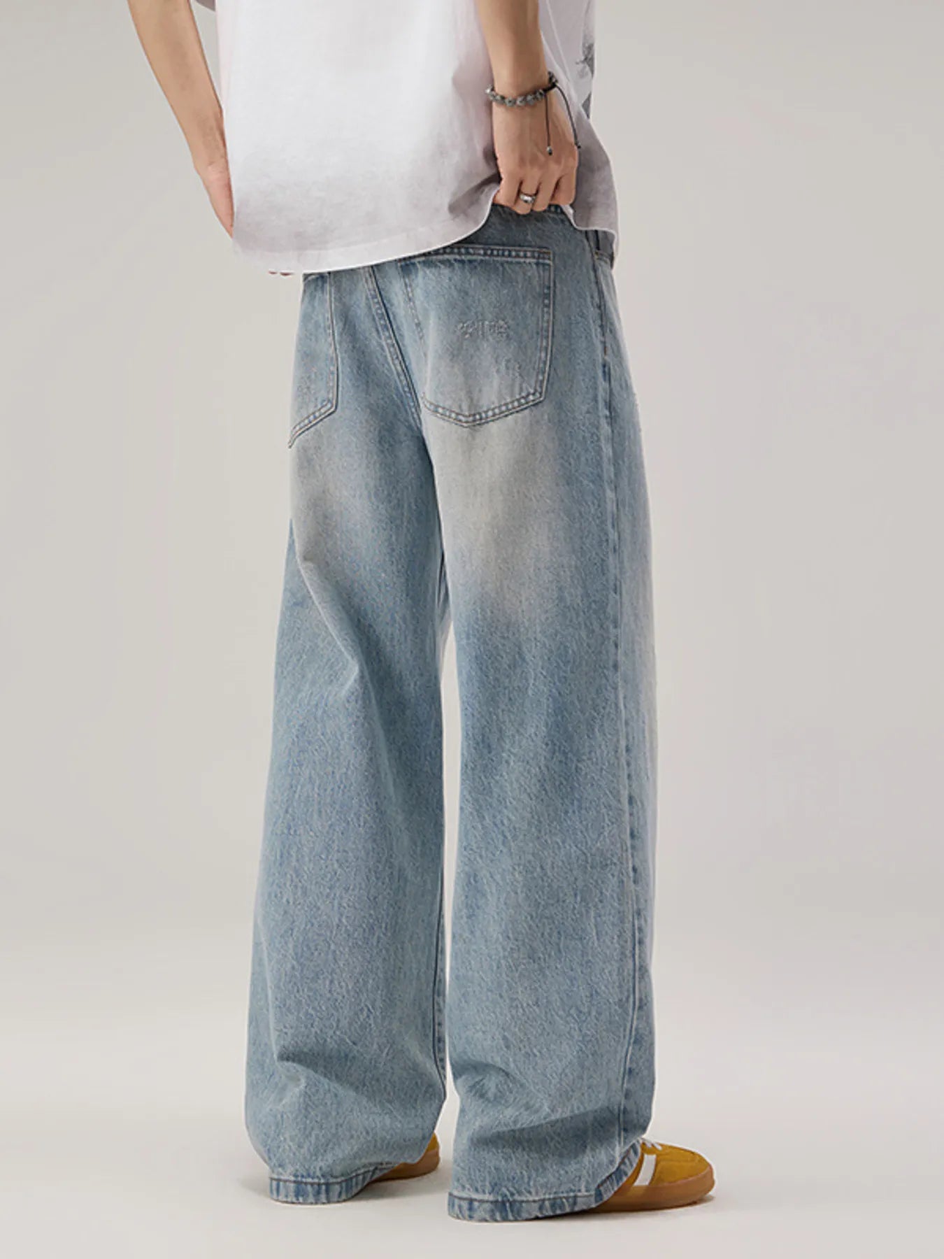 Men's Wide Leg Wash Jeans